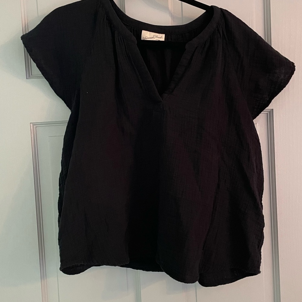Euc Universal Thread black blouse size large - Picture 6 of 7